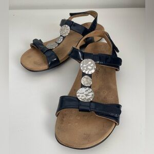 VIONIC Farra Sandals Navy Vegan Leather Adjustable Straps Arch Support Size 8
